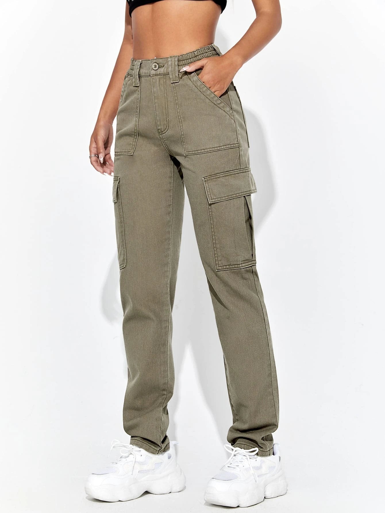 Flap Pocket Regular Fit Cargo Jean – back view detail