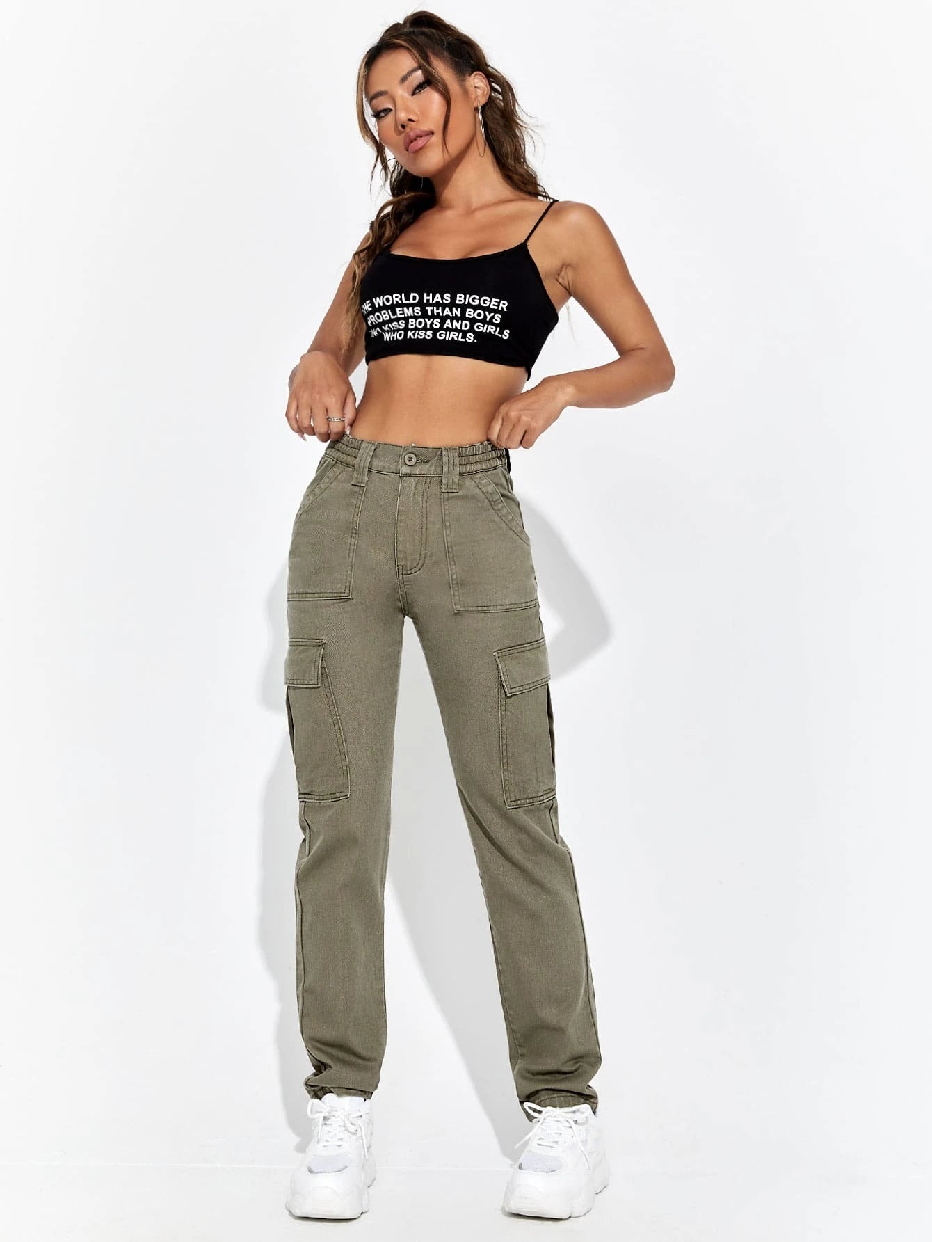 Flap Pocket Regular Fit Cargo Jean – pocket detail close-up
