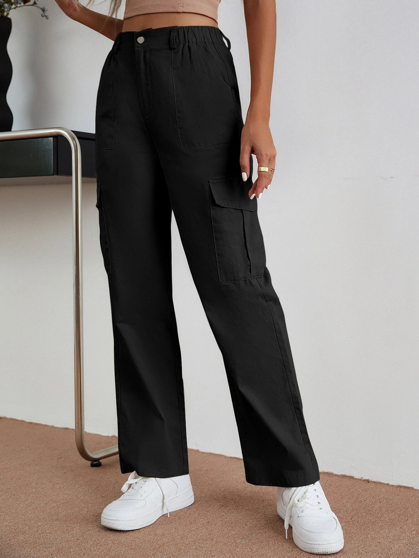 Slant Pocket Cargo Pants in Black – back view detail