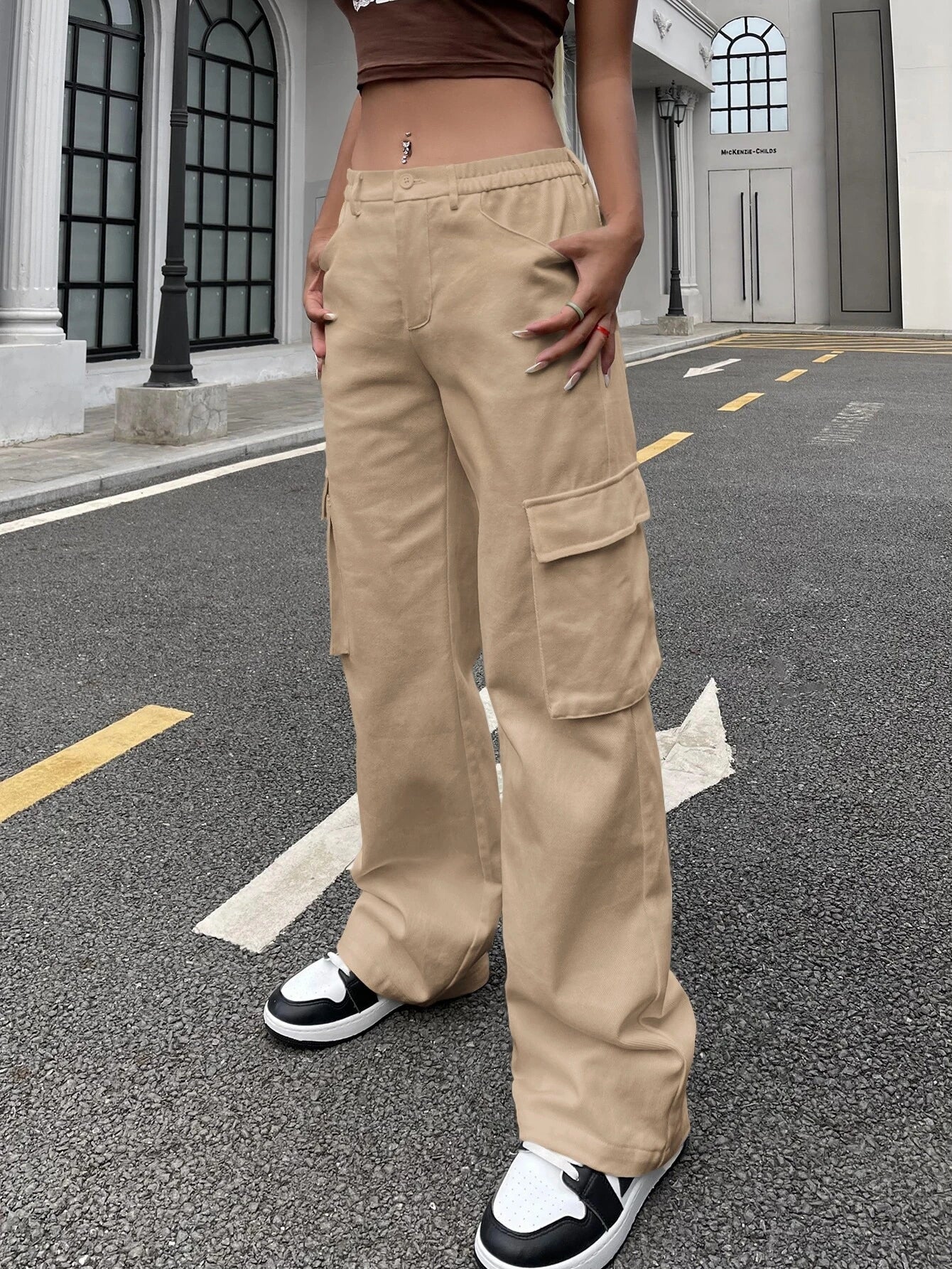 High Waisted Cargo Jeans With Flap Pocket – model wearing view