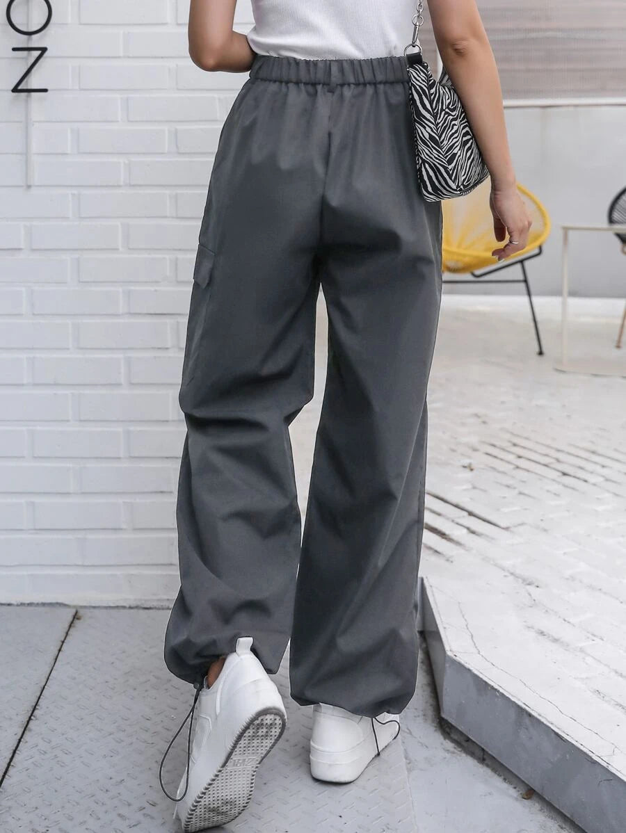 Casual Flap Pocket Drawstring Hem Cargo Pants – full length outfit view