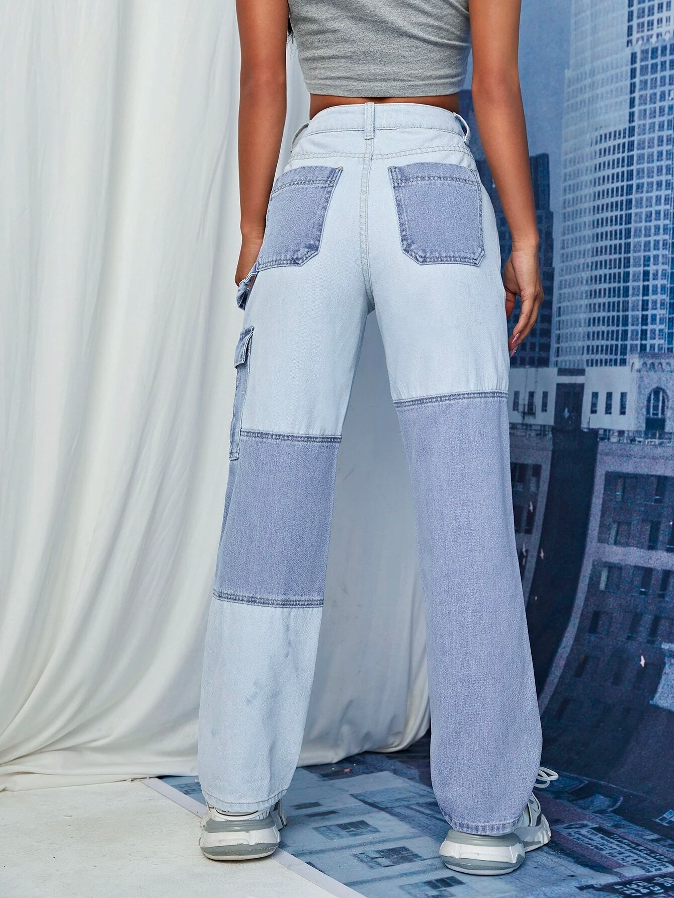 High Waist Cargo Jeans in White/Green – full length outfit view