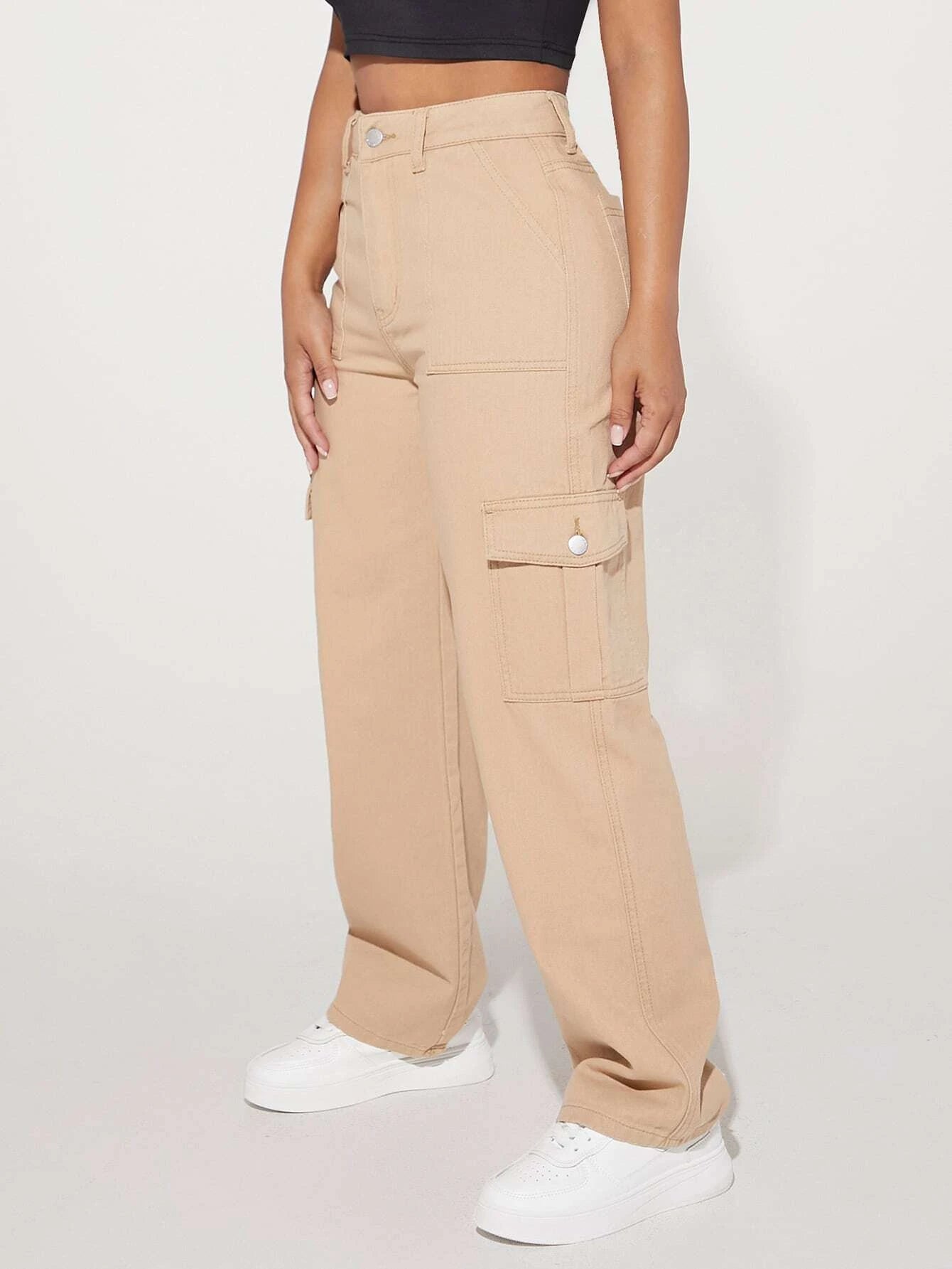 Plain High Cargo Jeans – side profile view