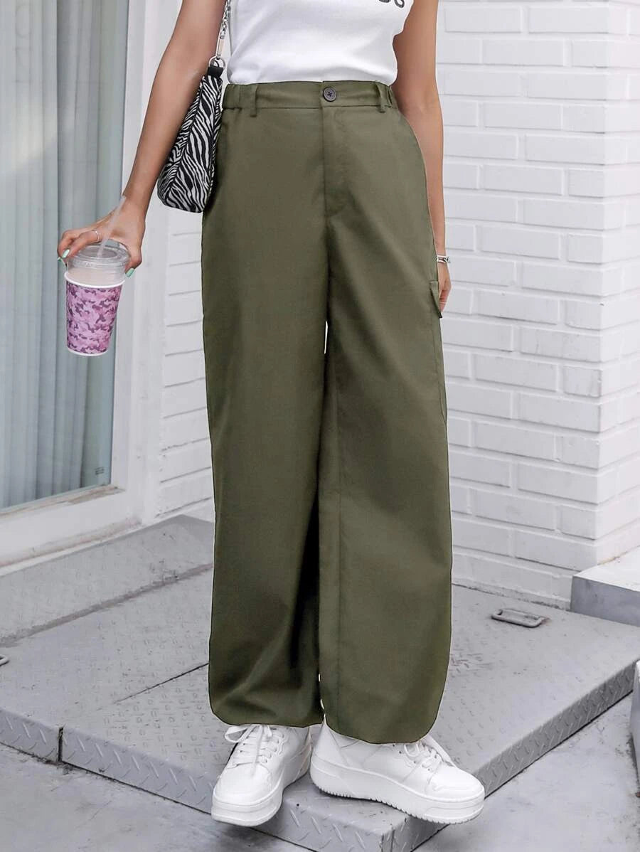 Casual Flap Pocket Drawstring Hem Cargo Pants – lifestyle view 14