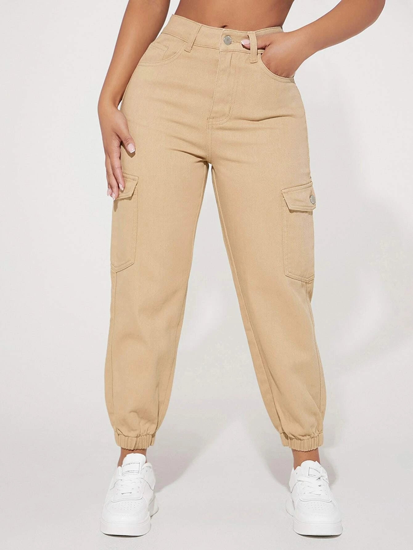 Plain Flap Pocket Jogger Cargo Jeans – waistband detail