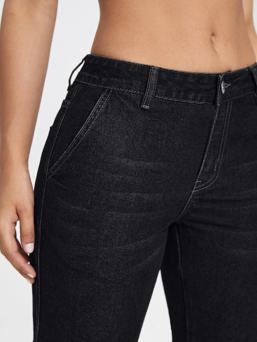 Denim Side Pocket Flap Cargo JeansDenim Side Pocket Flap Cargo Jeans - Image 4