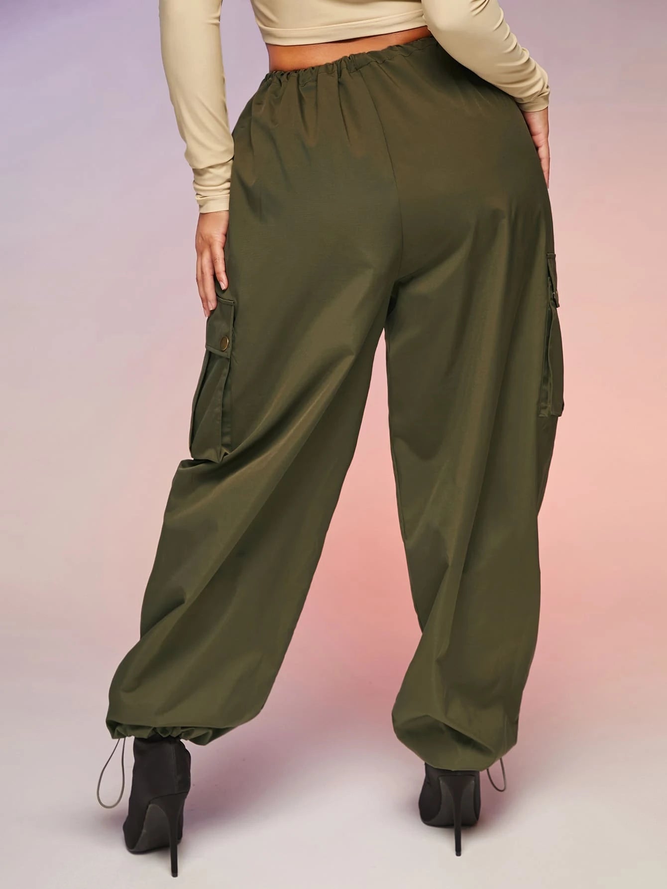 Parachute Cargo Pant – fabric detail close-up
