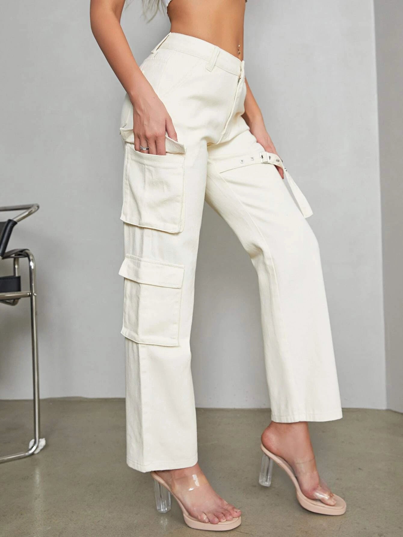 High Zipper Cargo Pant – waistband detail