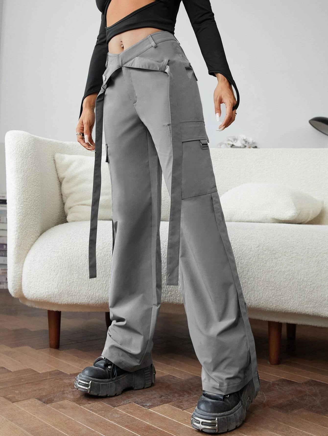 Gorpcore Flap Pocket Cargo Pants – fit and style view