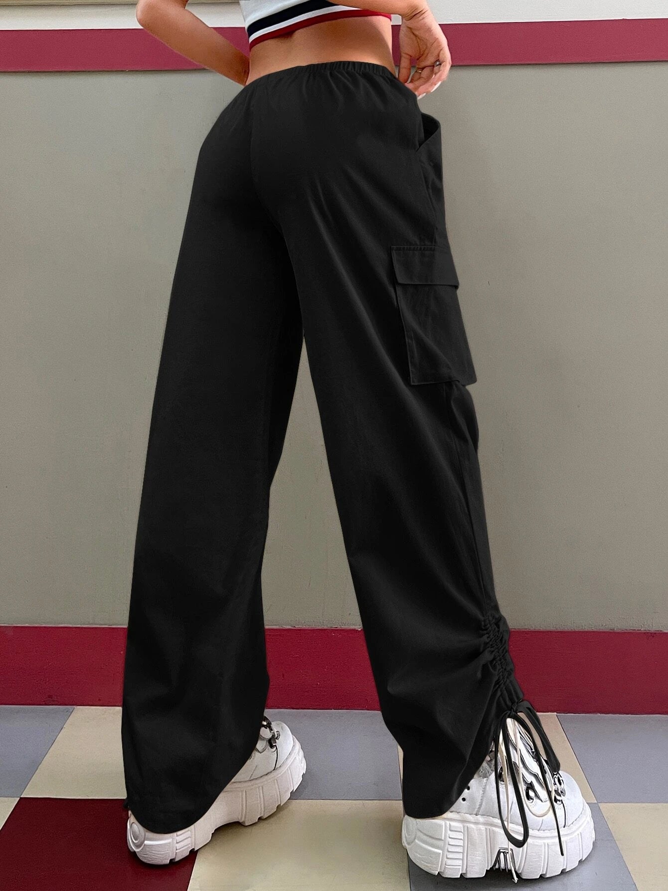 Gorpcore Flap Pocket Drawstring Parachute Pants – side profile view
