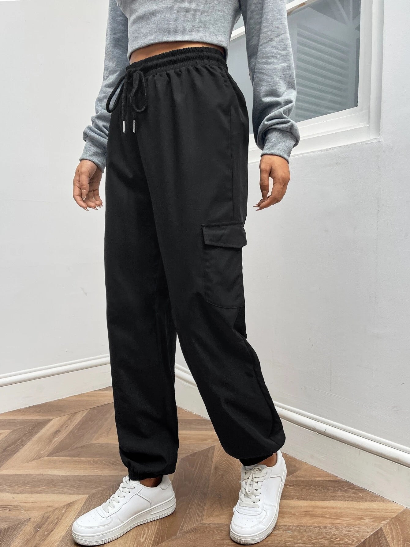 Waist Flap Pocket Cargo Pants Style 4 – waistband detail