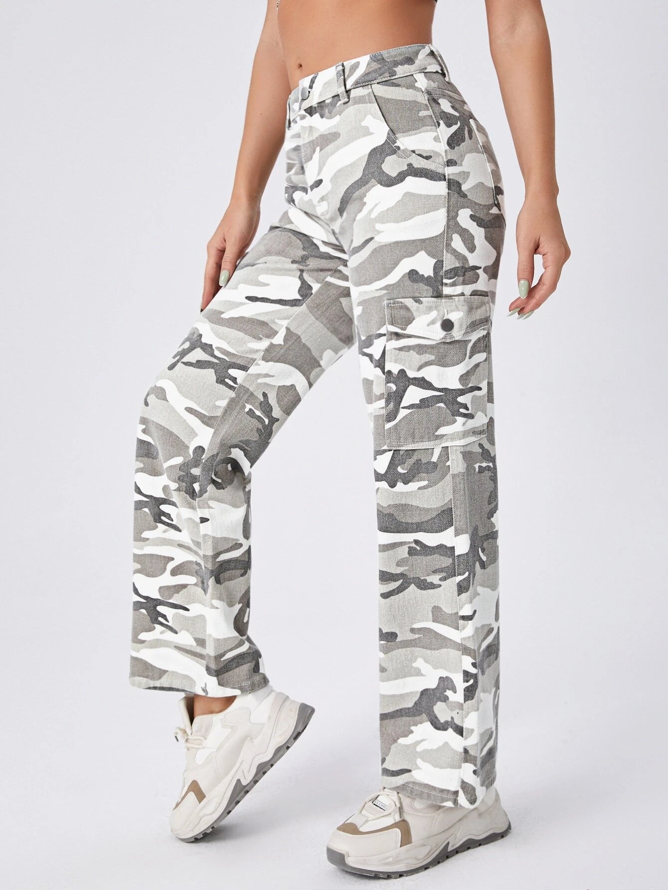 Camo Printed Cargo Jeans in Green/Brown – full length outfit view