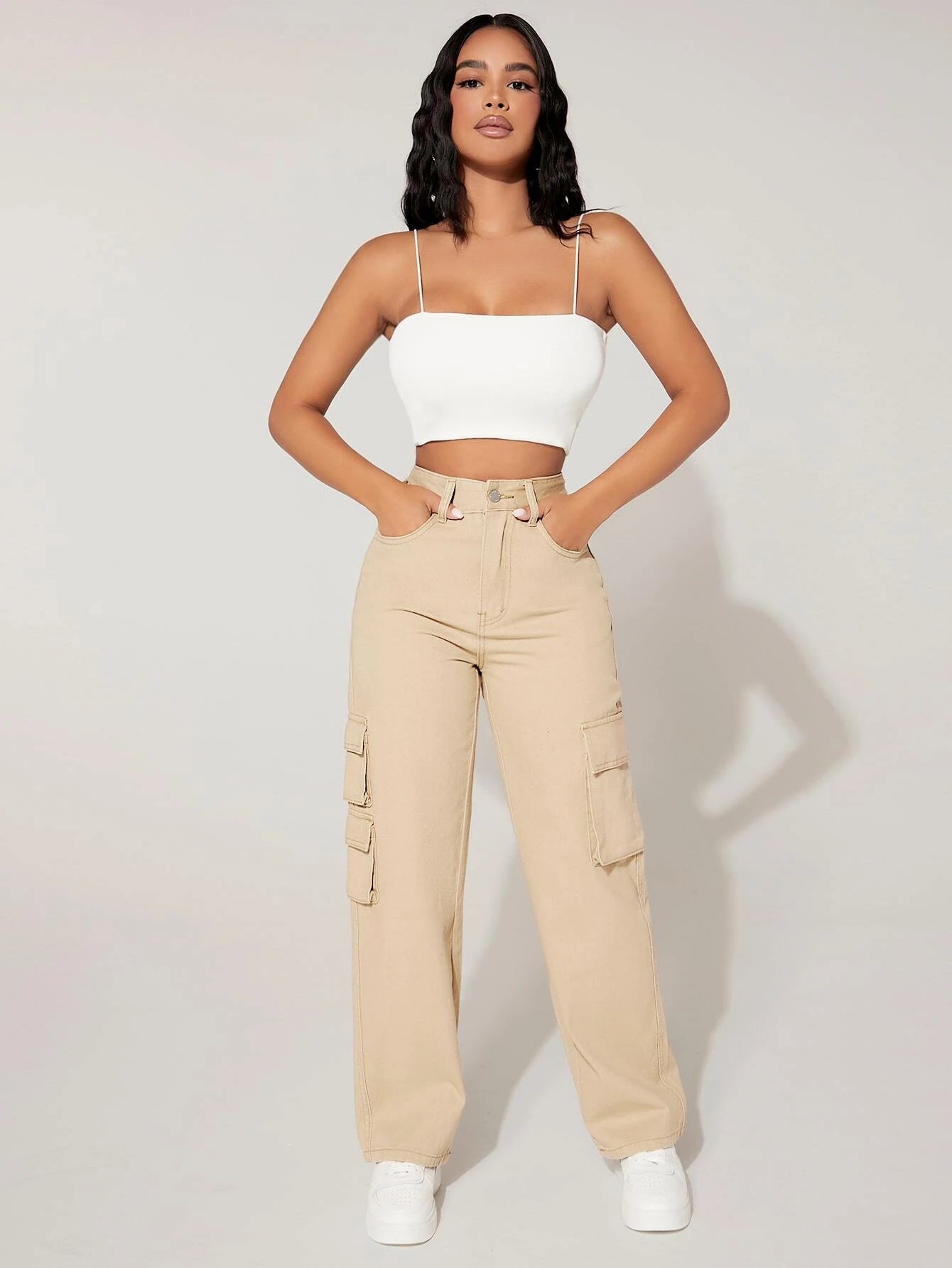 Cargo Zipper Jean – pocket detail close-up
