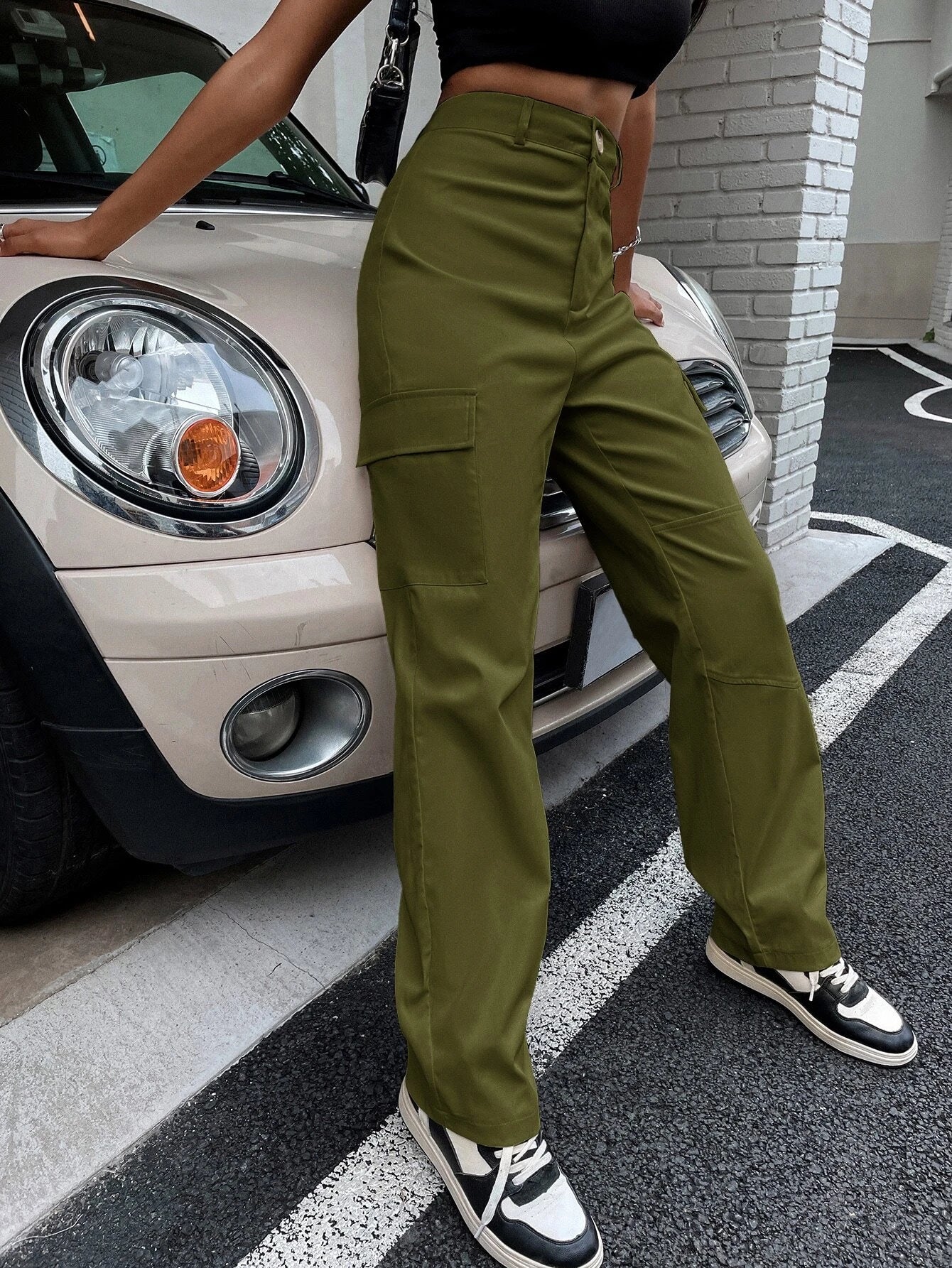 Buttoned Zipper Fly Pants – fabric detail close-up