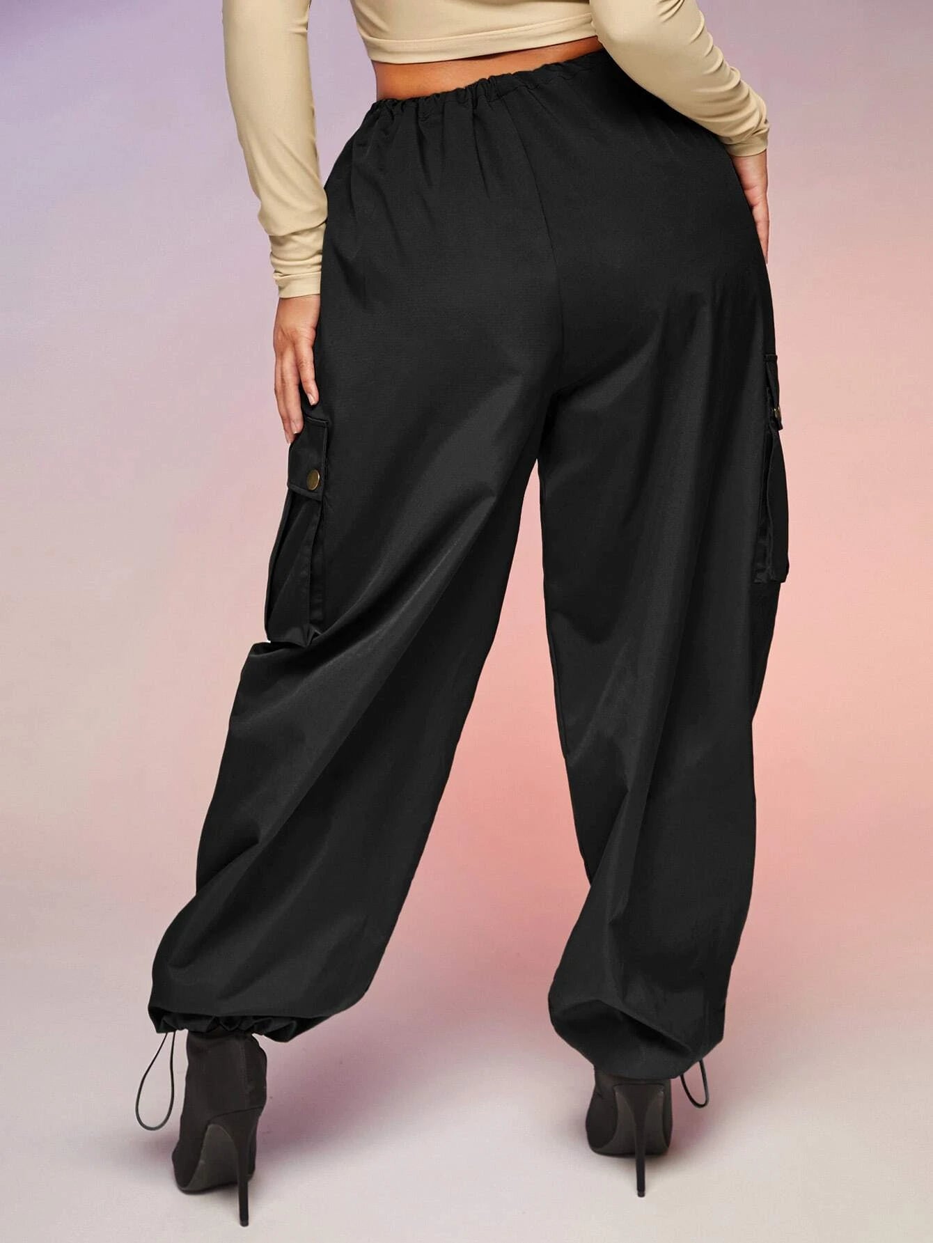 Parachute Cargo Pant – waistband detail