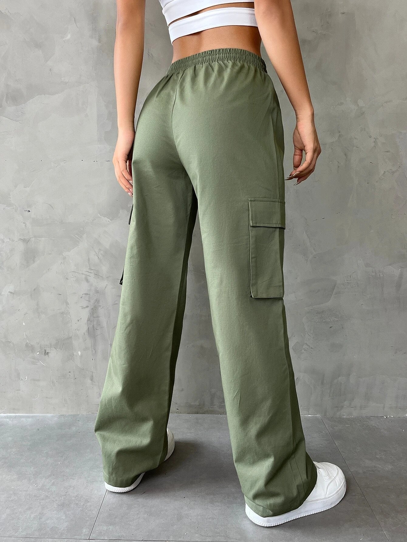 Plain Waist Cargo Pants – lifestyle view 14