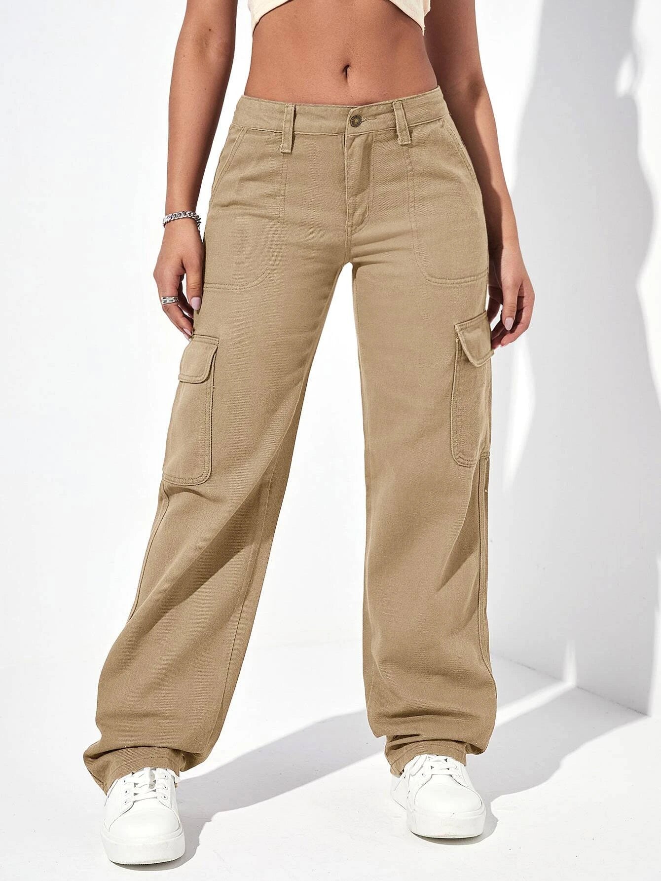 Flap Pocket Cotton Cargo Jeans – back view detail