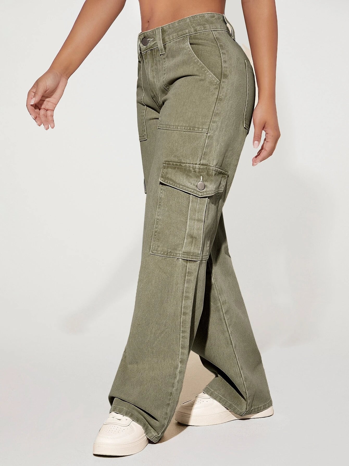 Plain Flap Pocket Cargo Jeans Style 2 – back view detail