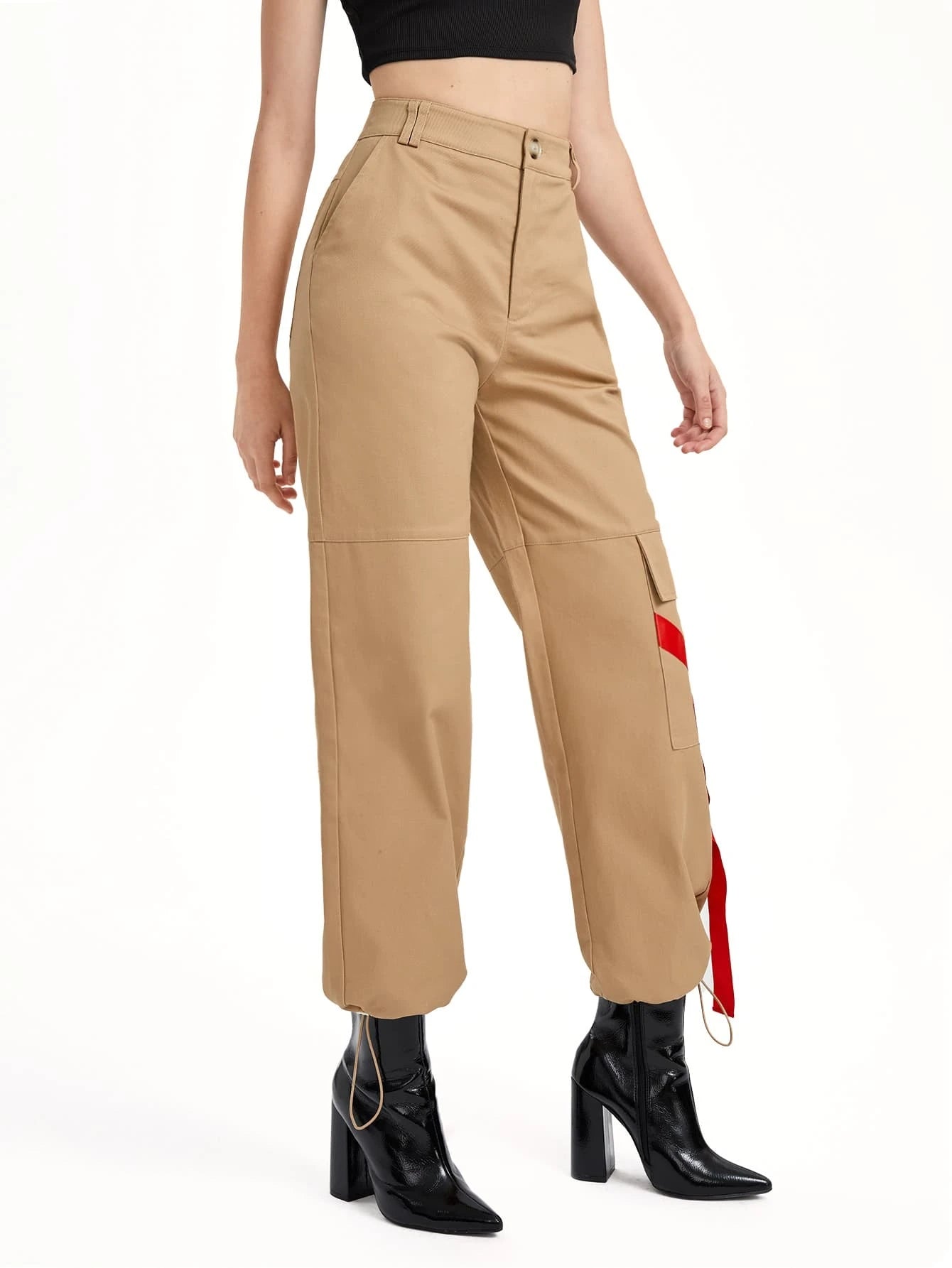 Zipper Fly Flap Pocket Cargo Pants – pocket detail close-up
