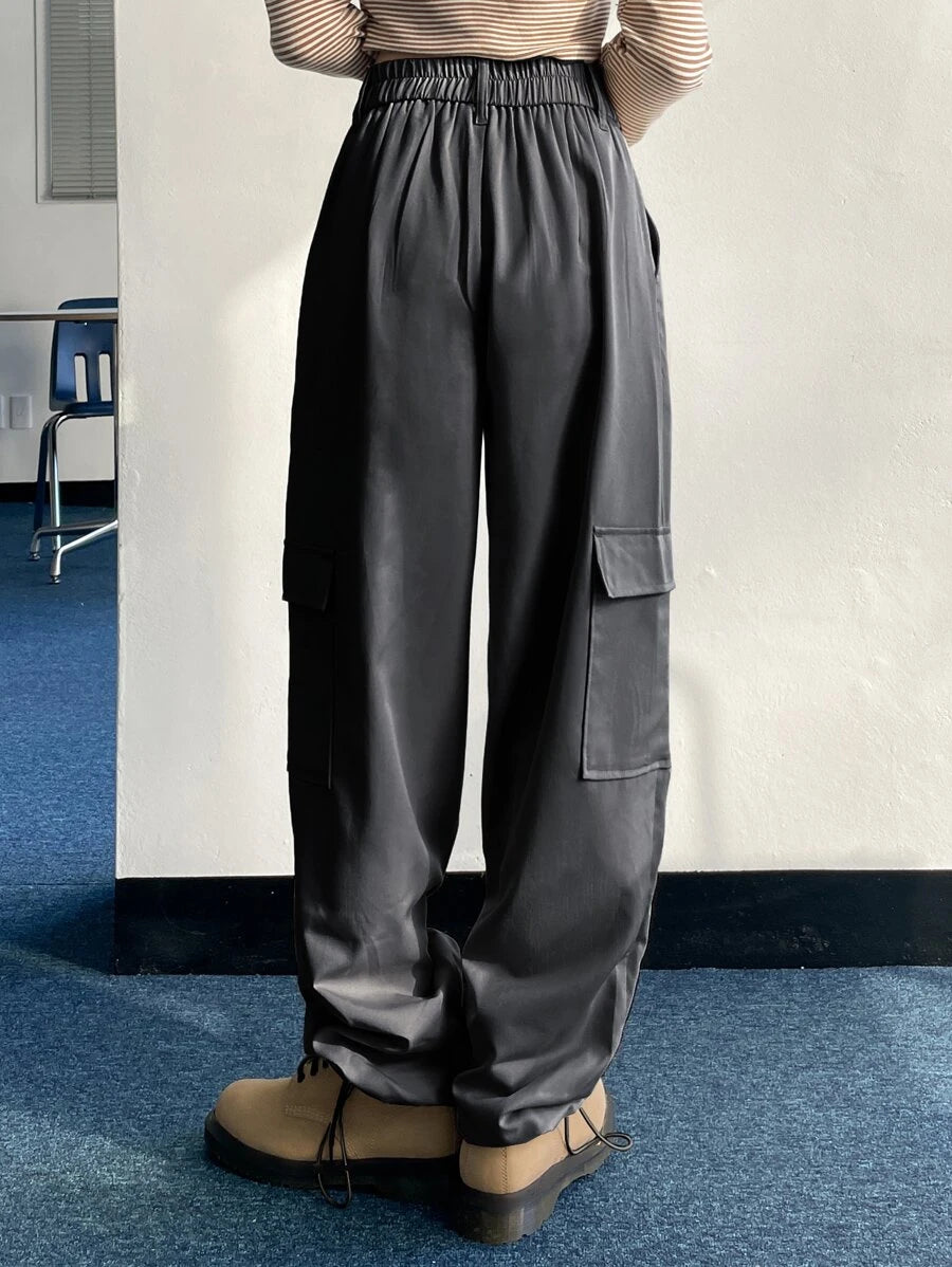 Flap Pocket Side Drawstring Hem Cargo Pants in Black – model wearing view