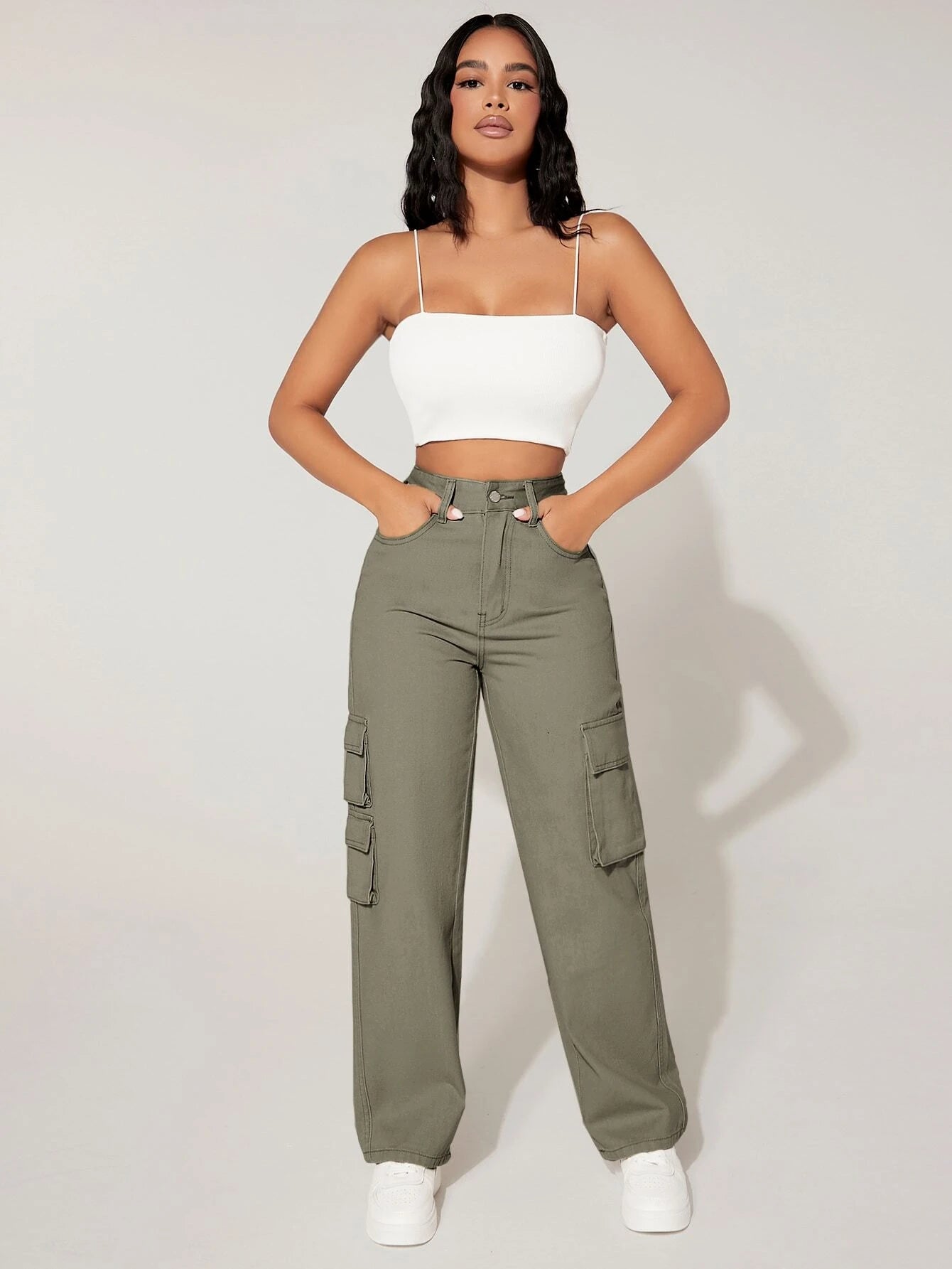 Cargo Zipper Jean – side profile view