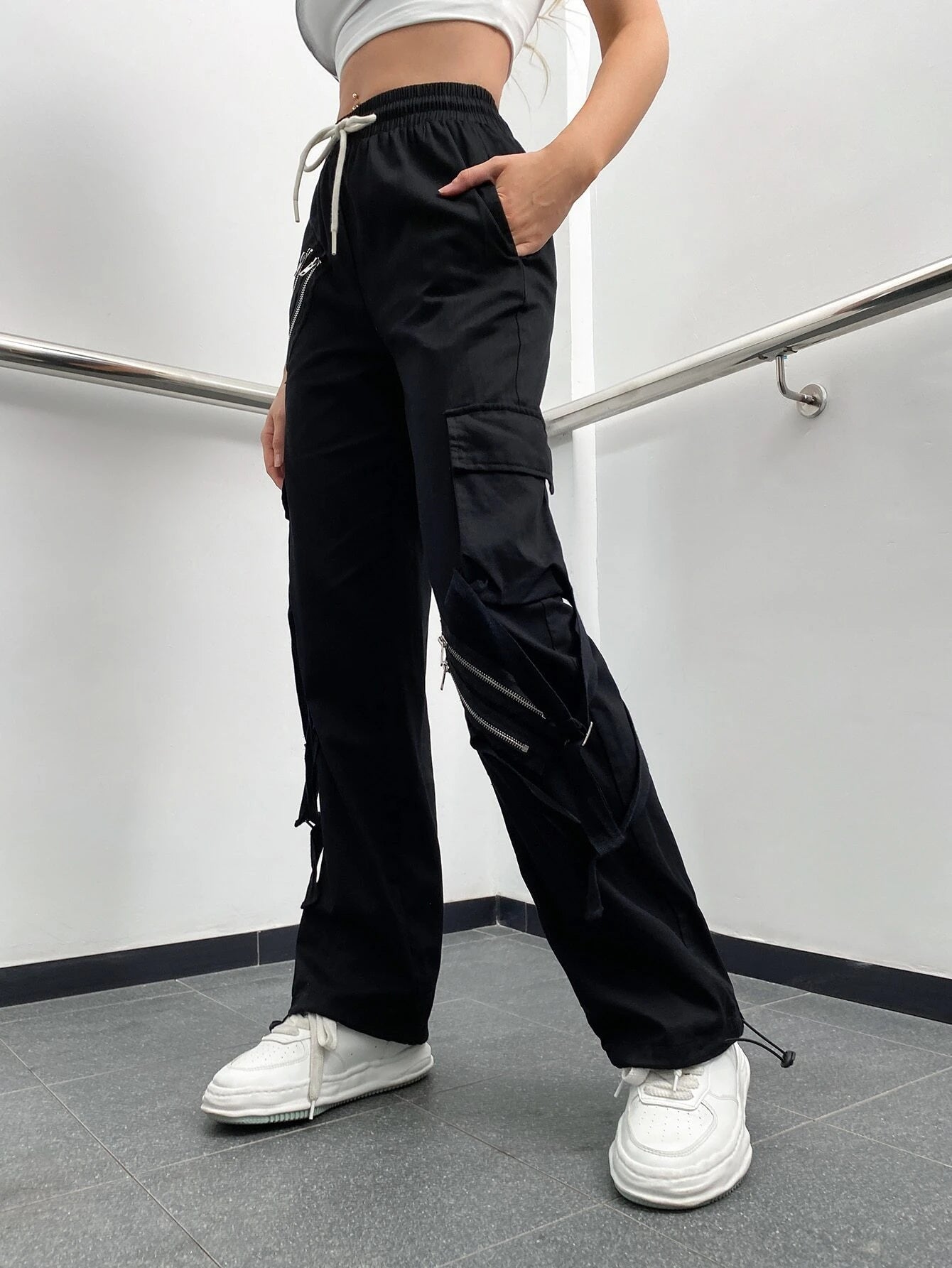 Zipper Detail Drawstring Cargo Pants – pocket detail close-up