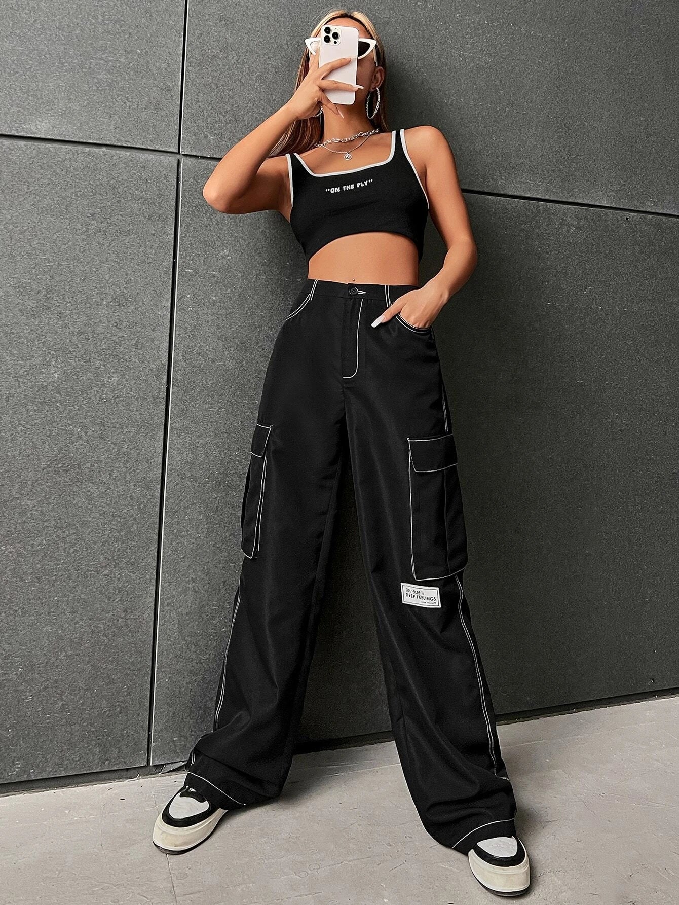 Letter Patched Detail Flap Pocket Side Cargo Pants – pocket detail close-up