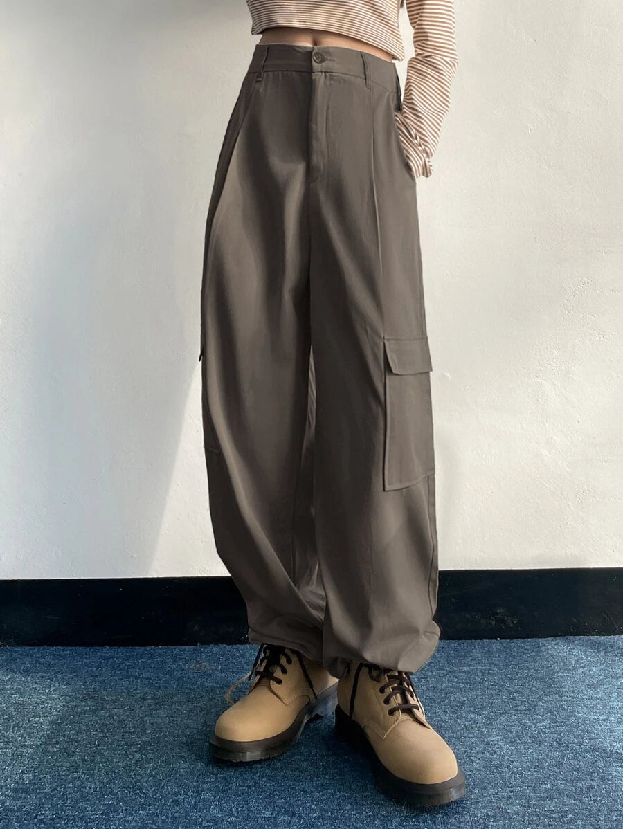 Flap Pocket Side Drawstring Hem Cargo Pants in Black – fabric detail close-up