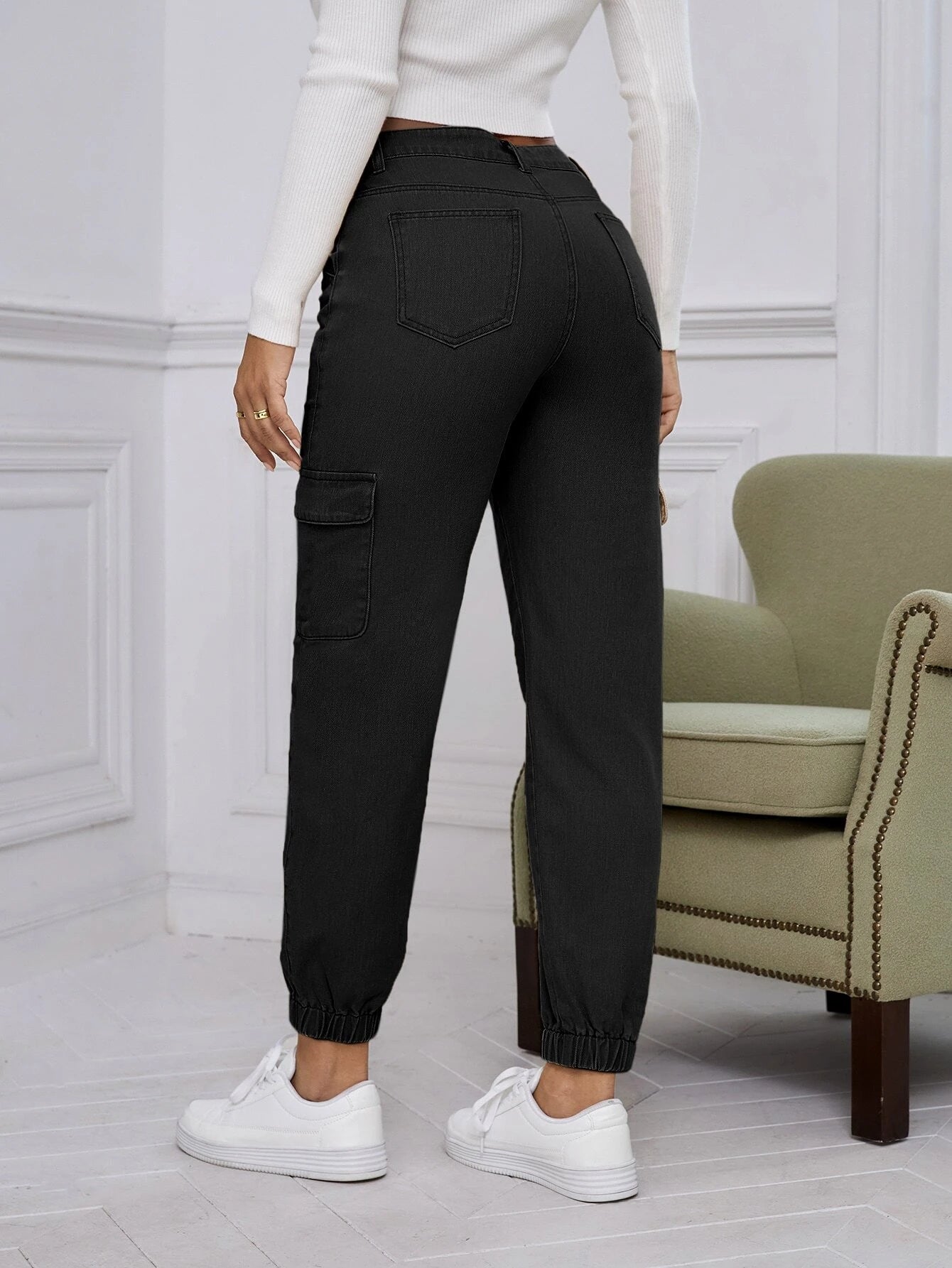 Non-Stretch Pocket Cargo Jean – waistband detail