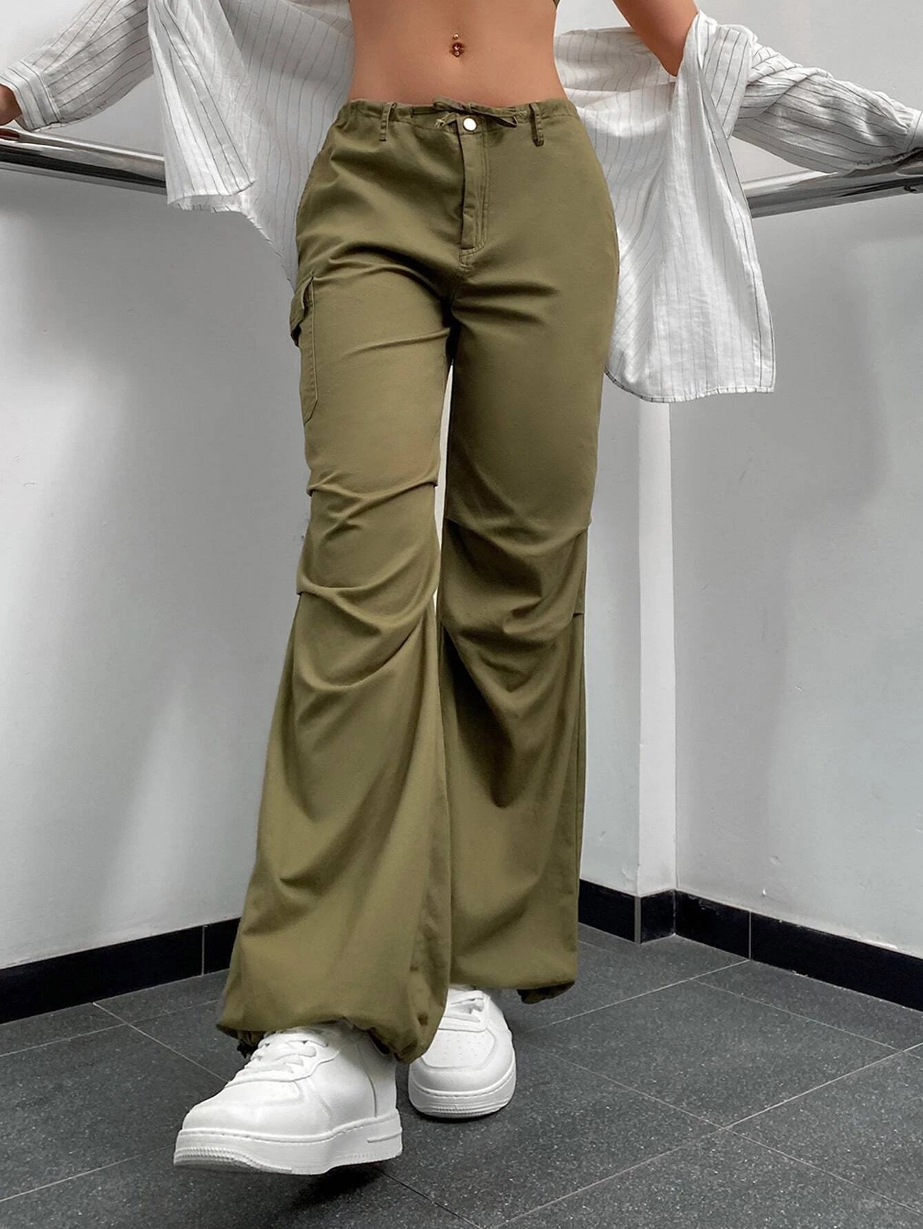 Flap Pocket Parachute Jogger Cargo Pants – side profile view