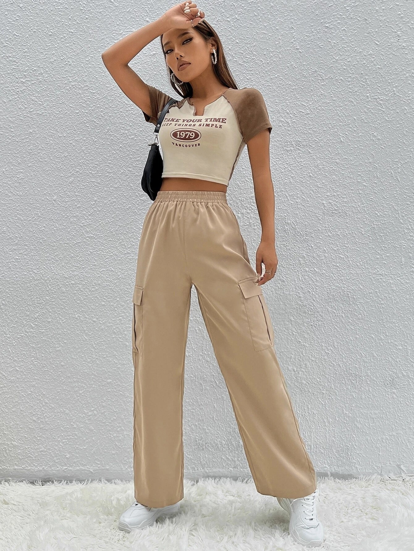 Solid Color Flap Pocket Cargo Pants in Black – pocket detail close-up