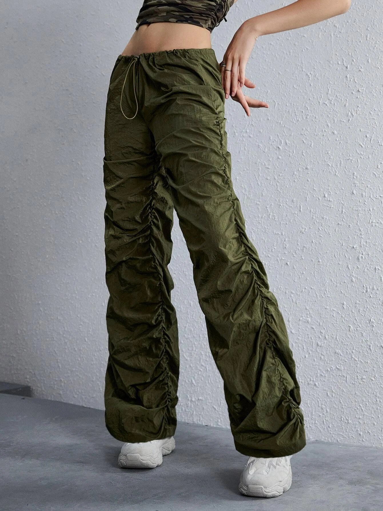 Low Rise Ruched Parachute Pants – pocket detail close-up