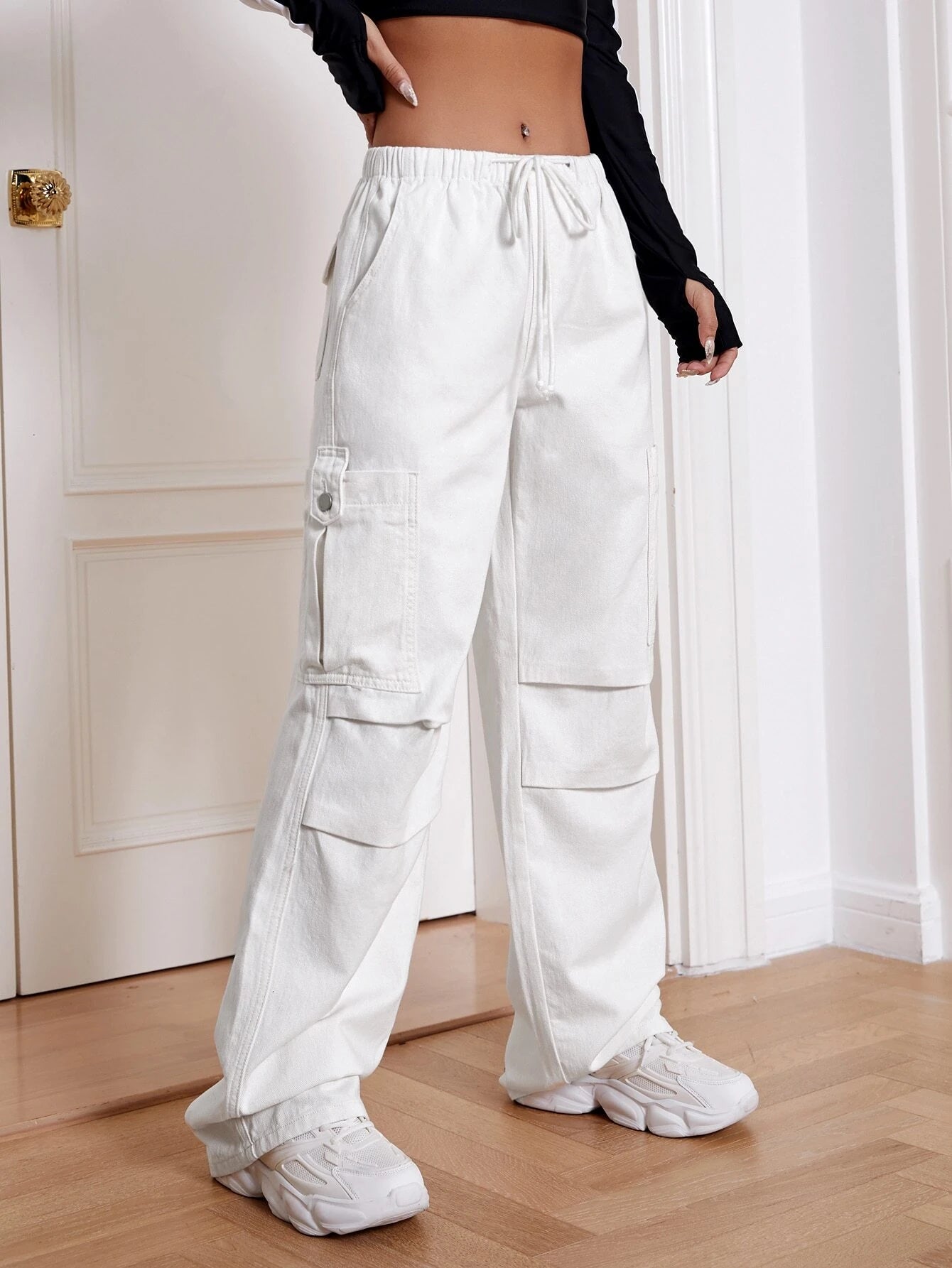 Drawstring Cargo Jeans With Pockets – pocket detail close-up