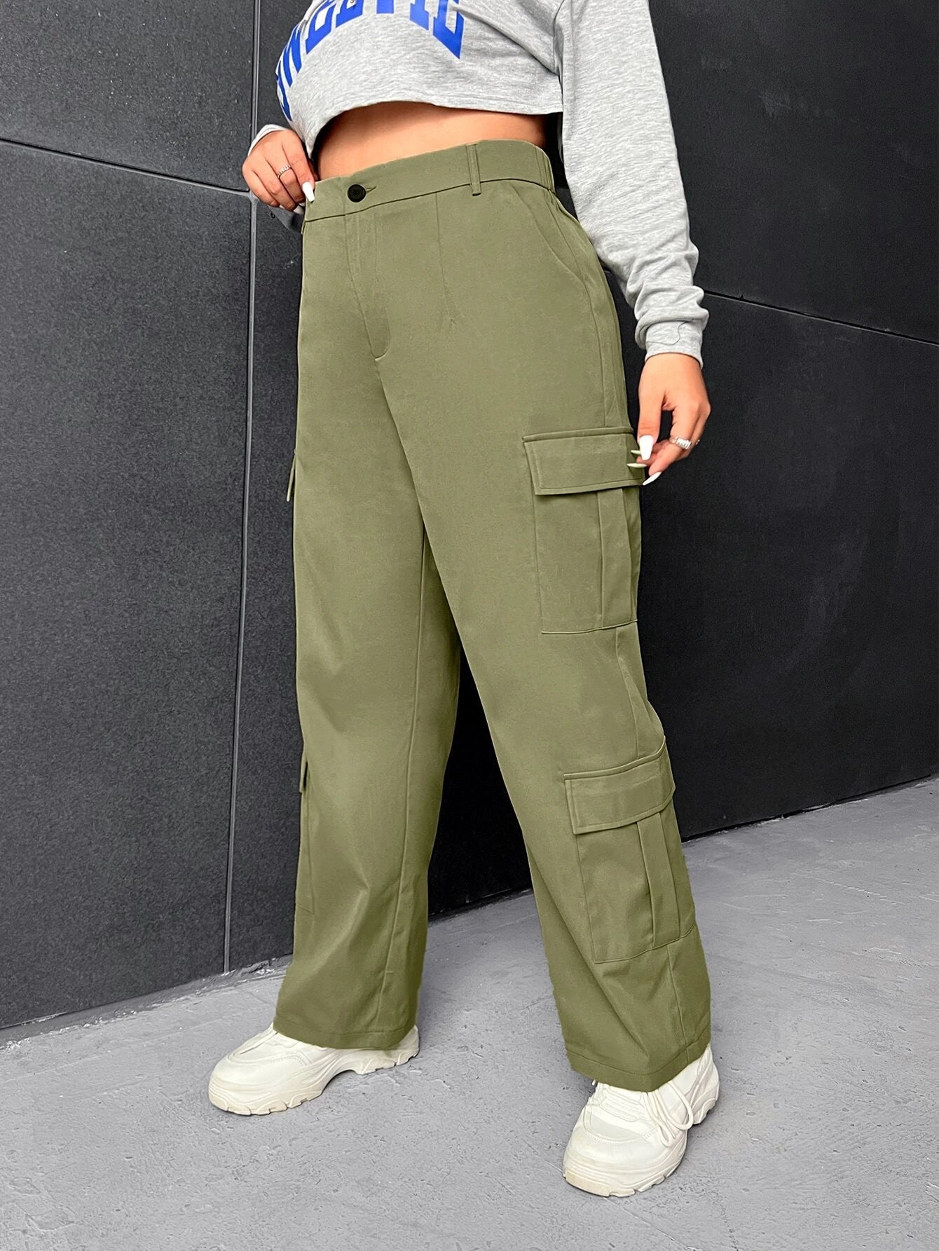 Plus High Rise Flap Pocket Cargo Pants – pocket detail close-up