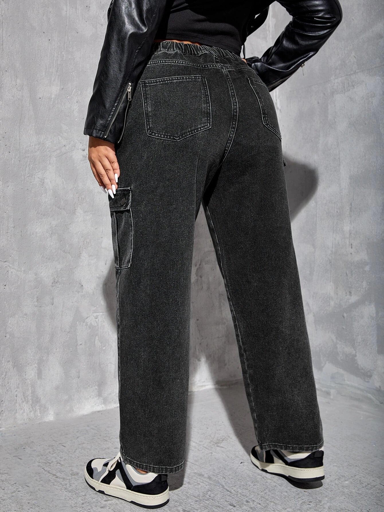Side Flap Pocket High Waist Cargo Jeans – pocket detail close-up