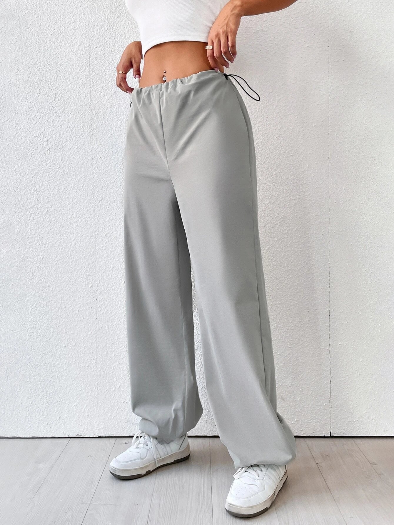 Elastic Waist Drawstring Cargo Pants – back view detail