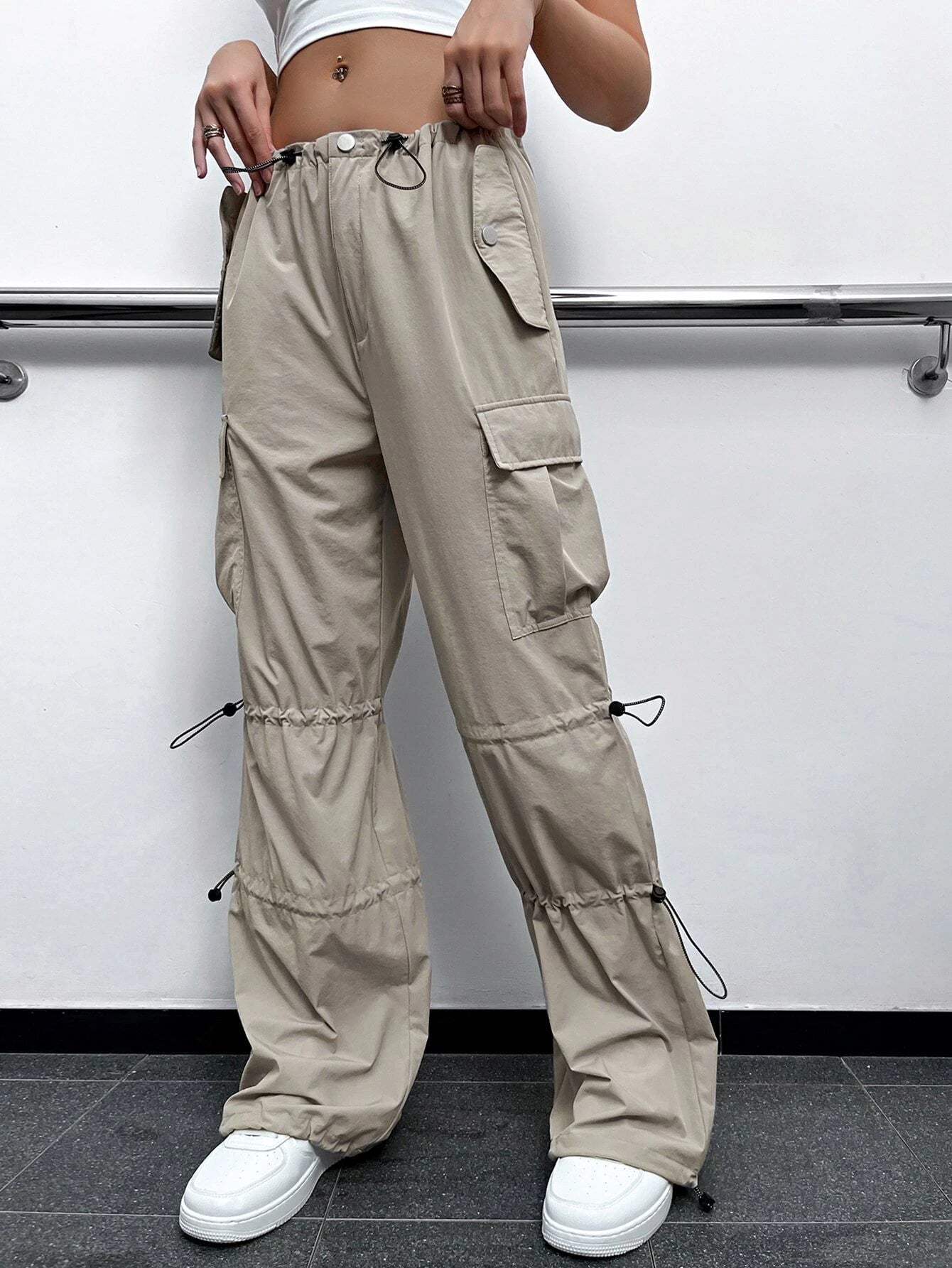 Drawstring Detail Flap Pocket Parachute Cargo Pants – full length outfit view
