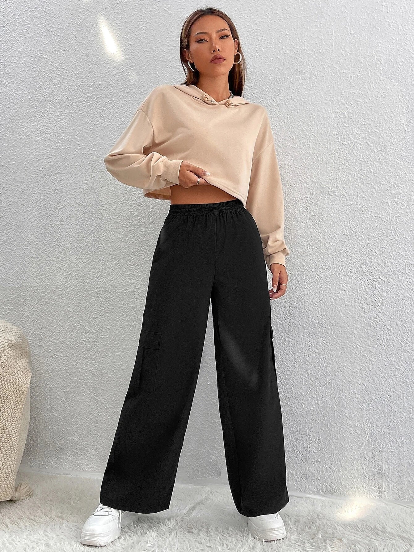Casual High Waist Cargo Pants – back view detail