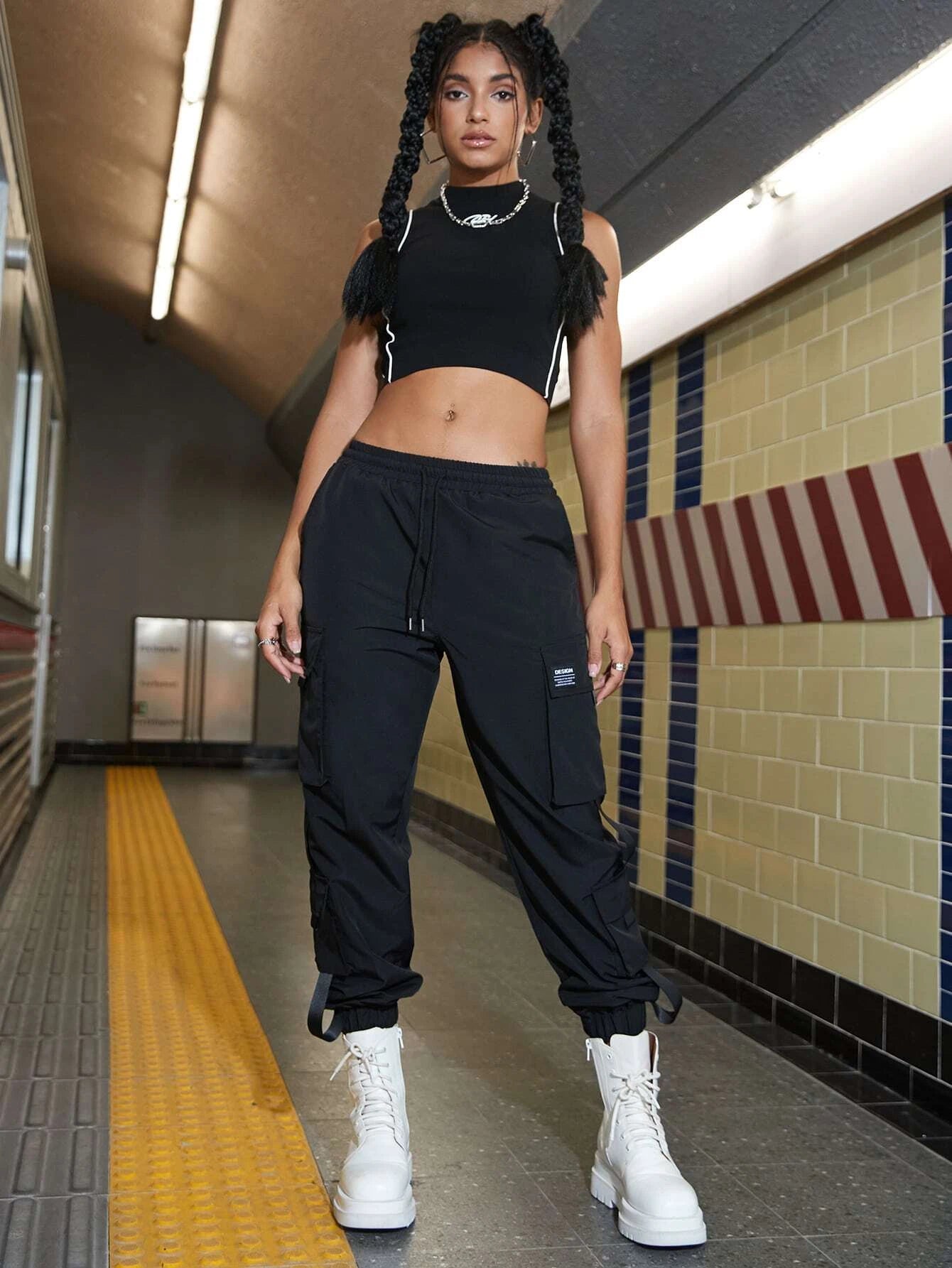 Drawstring Waist Patch Detail Cargo Pant – pocket detail close-up