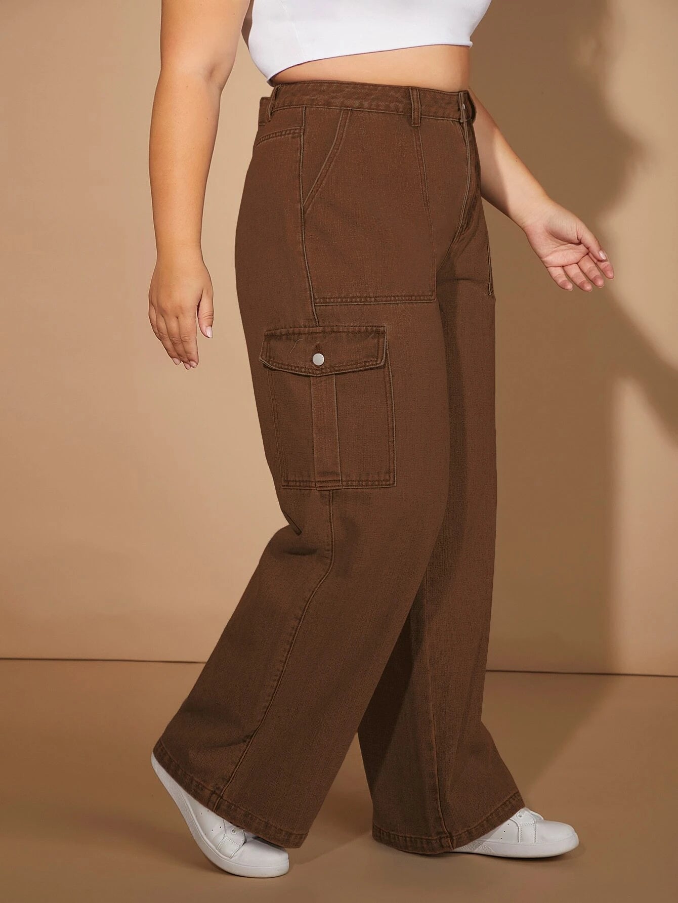 High Waist Flap Pocket Side Cargo Jeans in Pink – model wearing view