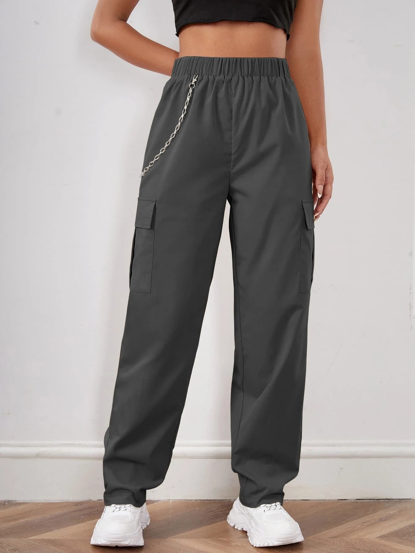 Elastic Waist Cargo Pants With Chain – lifestyle view 12