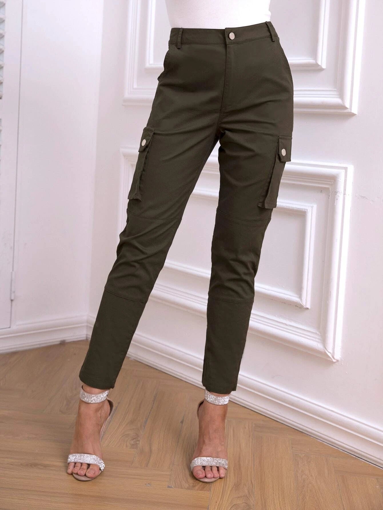 Long Flap Pocket Cargo Pants Style 2 – side profile view