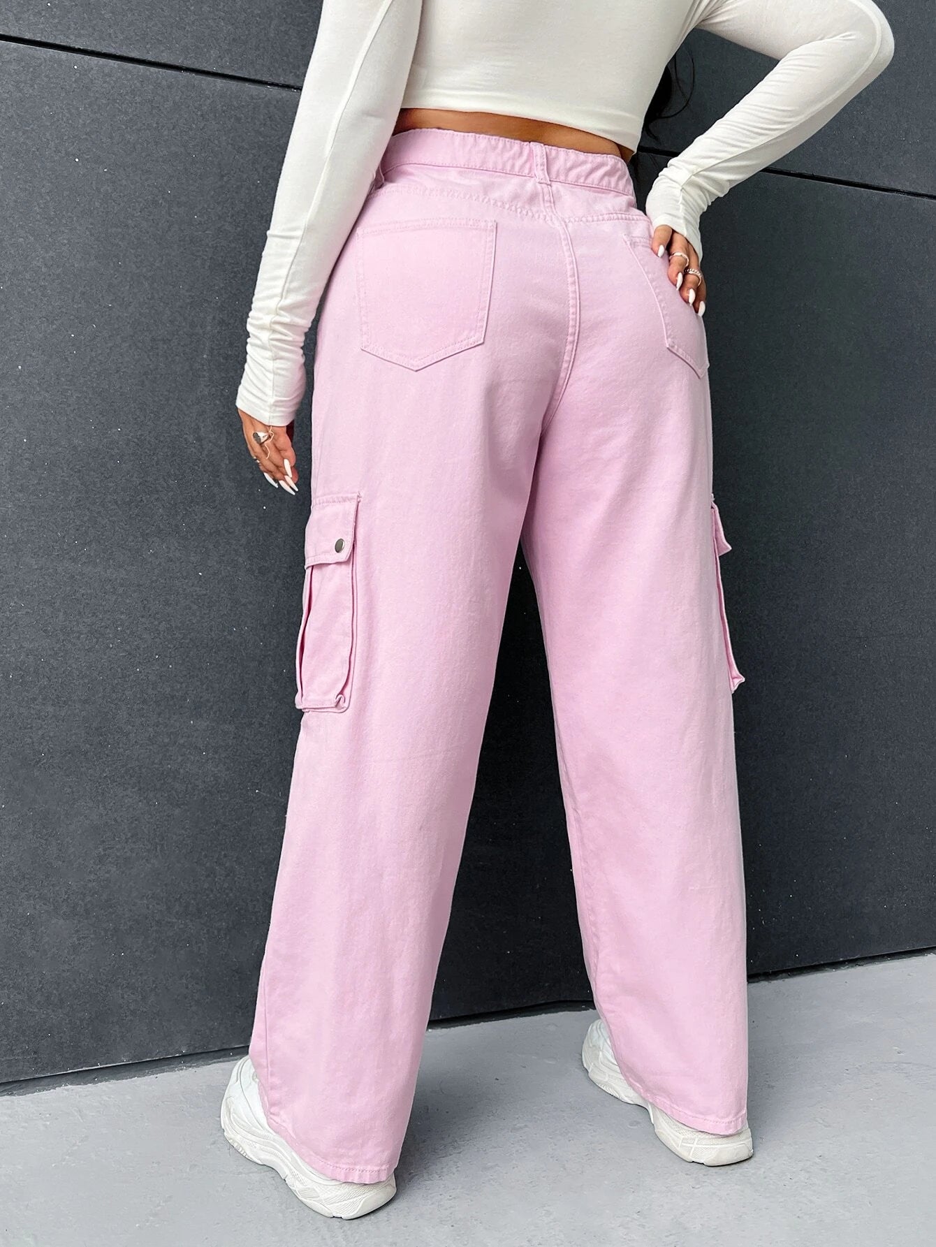 Flap Pocket Cargo Jeans Style 12 – side profile view