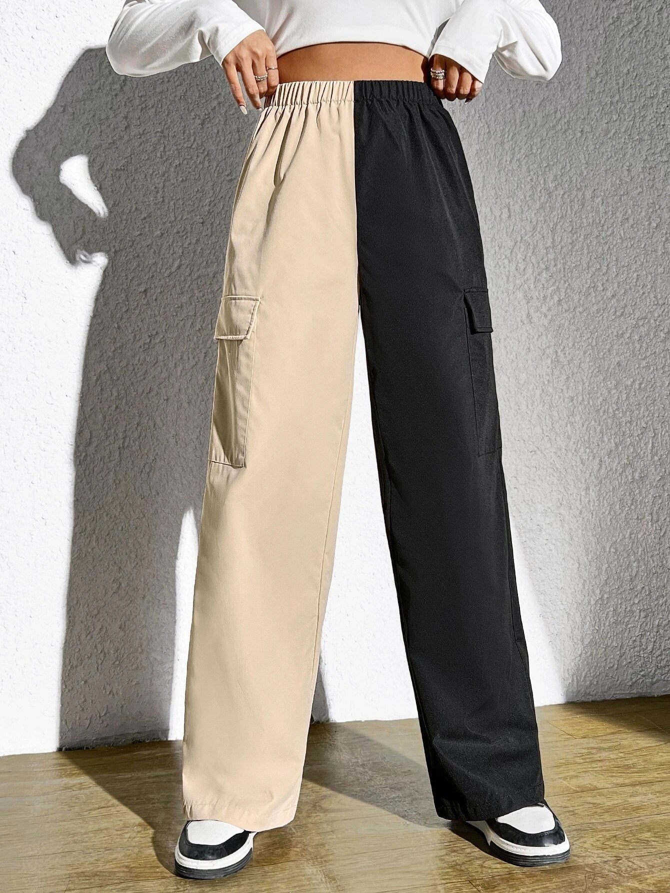 Two Tone Flap Pocket Side Pant – women's cargo pants front view