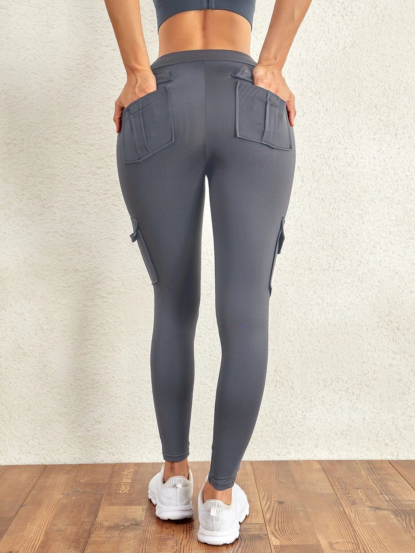 4 Pockets Yoga Cargo Pants – full length outfit view