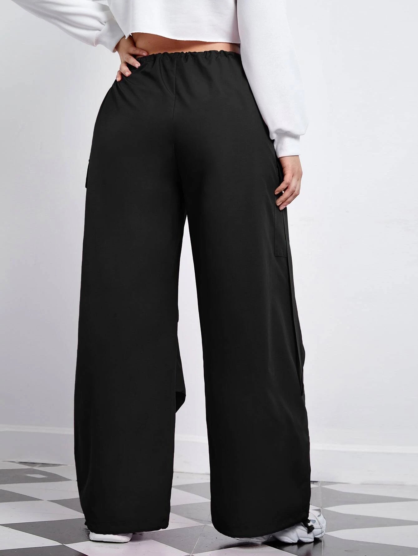 Flap Pocket Side Drawstring Waist Pants – pocket detail close-up