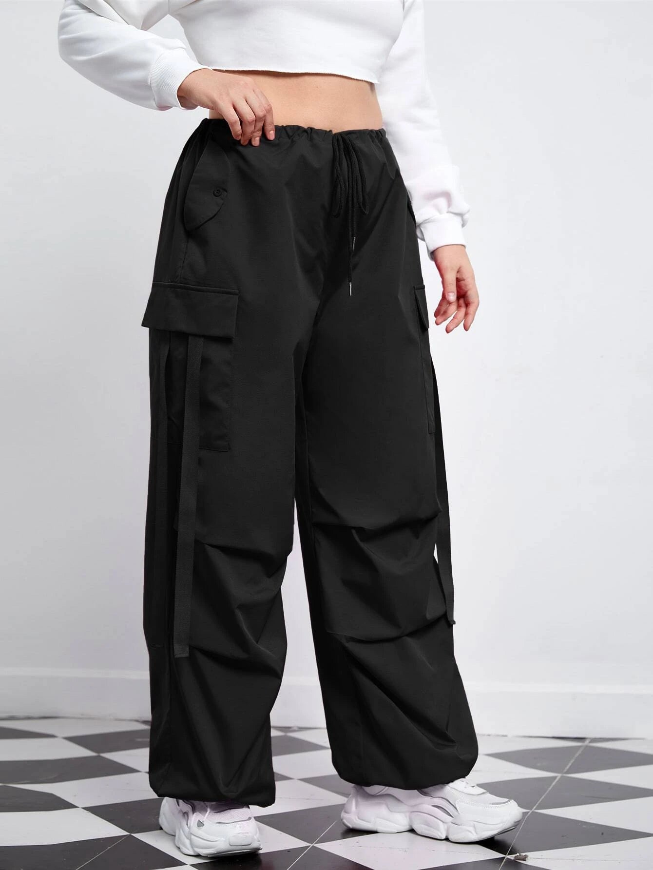 Flap Pocket Side Drawstring Waist Pants – waistband detail