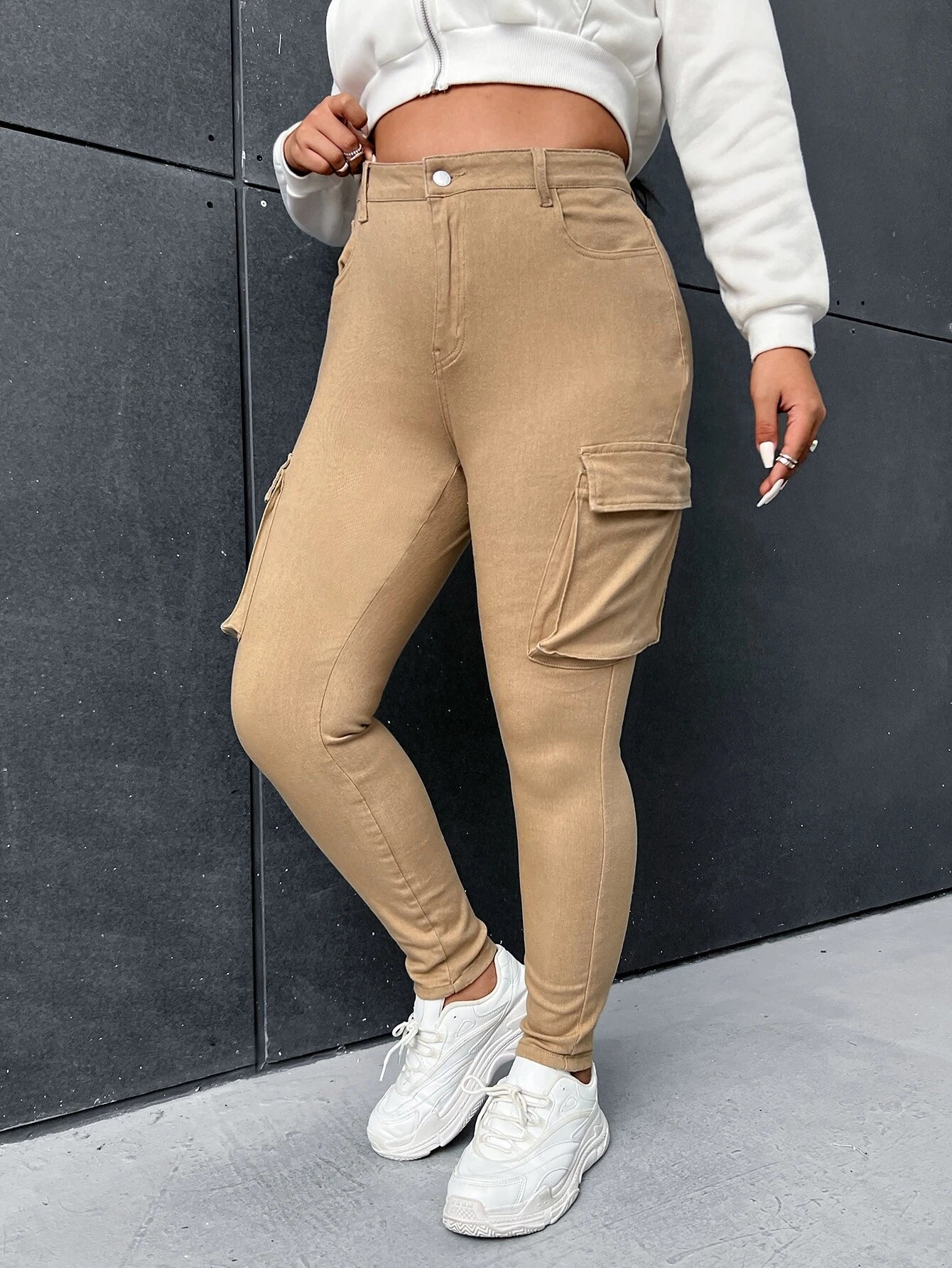 Flap Side Pocket Cargo Jeans – side profile view