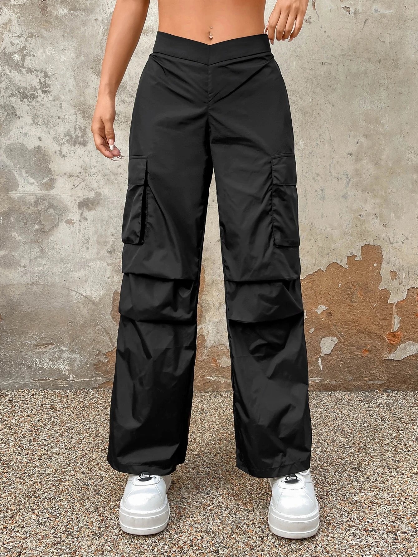 Flap Pocket Side Ruched Cargo Pant – side profile view