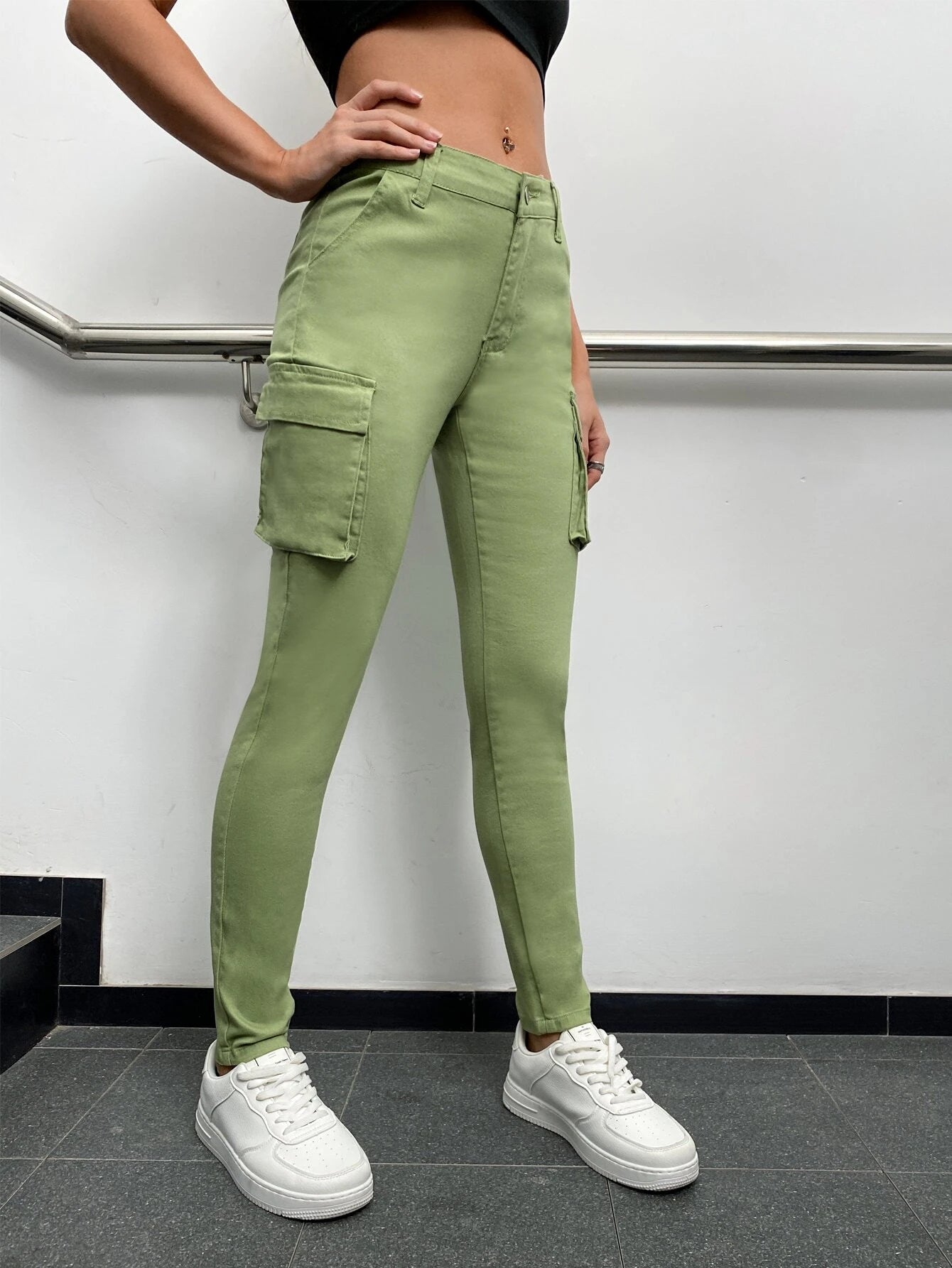 Zipper Flap Pocket Side Cargo Pant Style 1 – full length outfit view